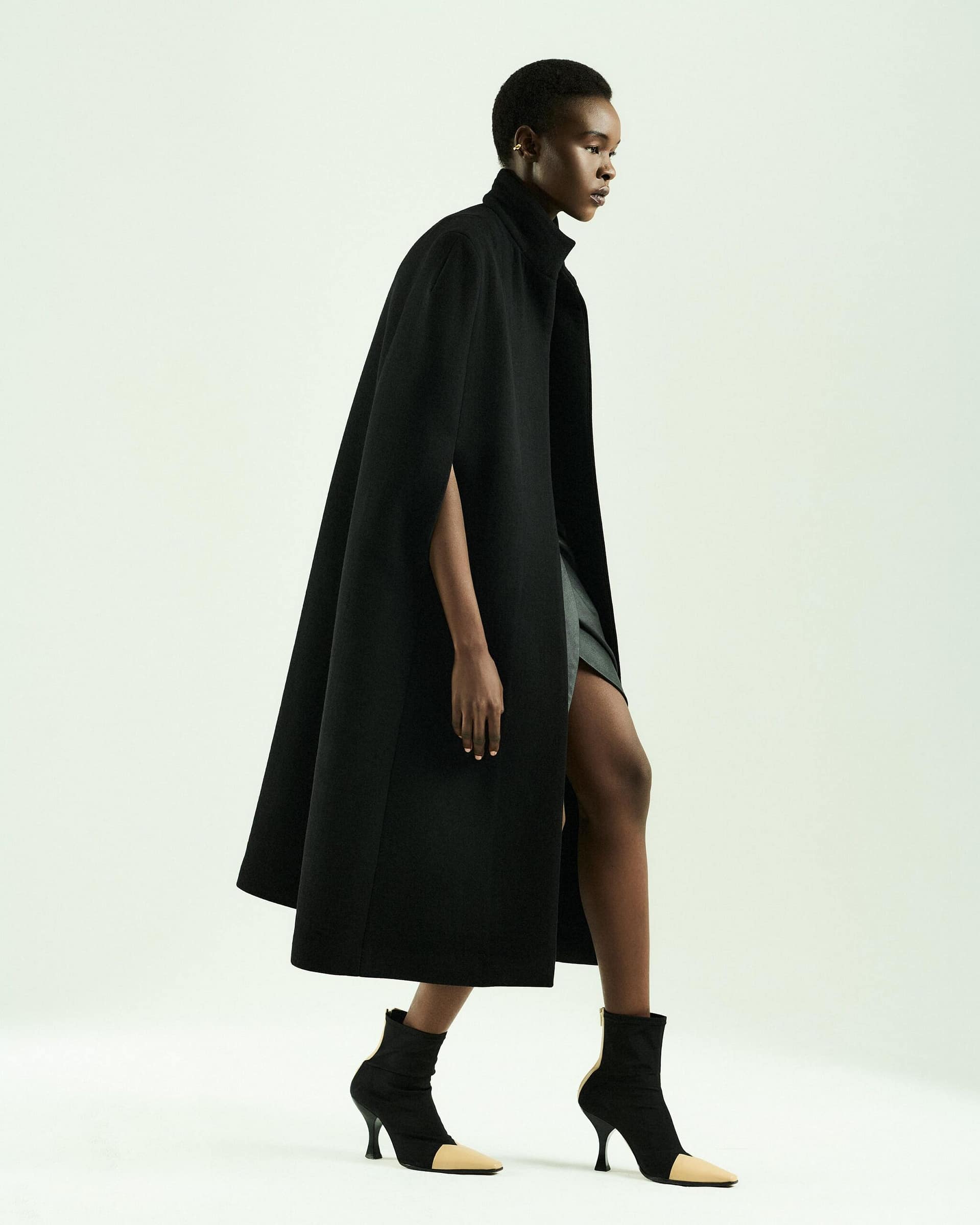 WOOL CAPE JACKET - Monique Singh