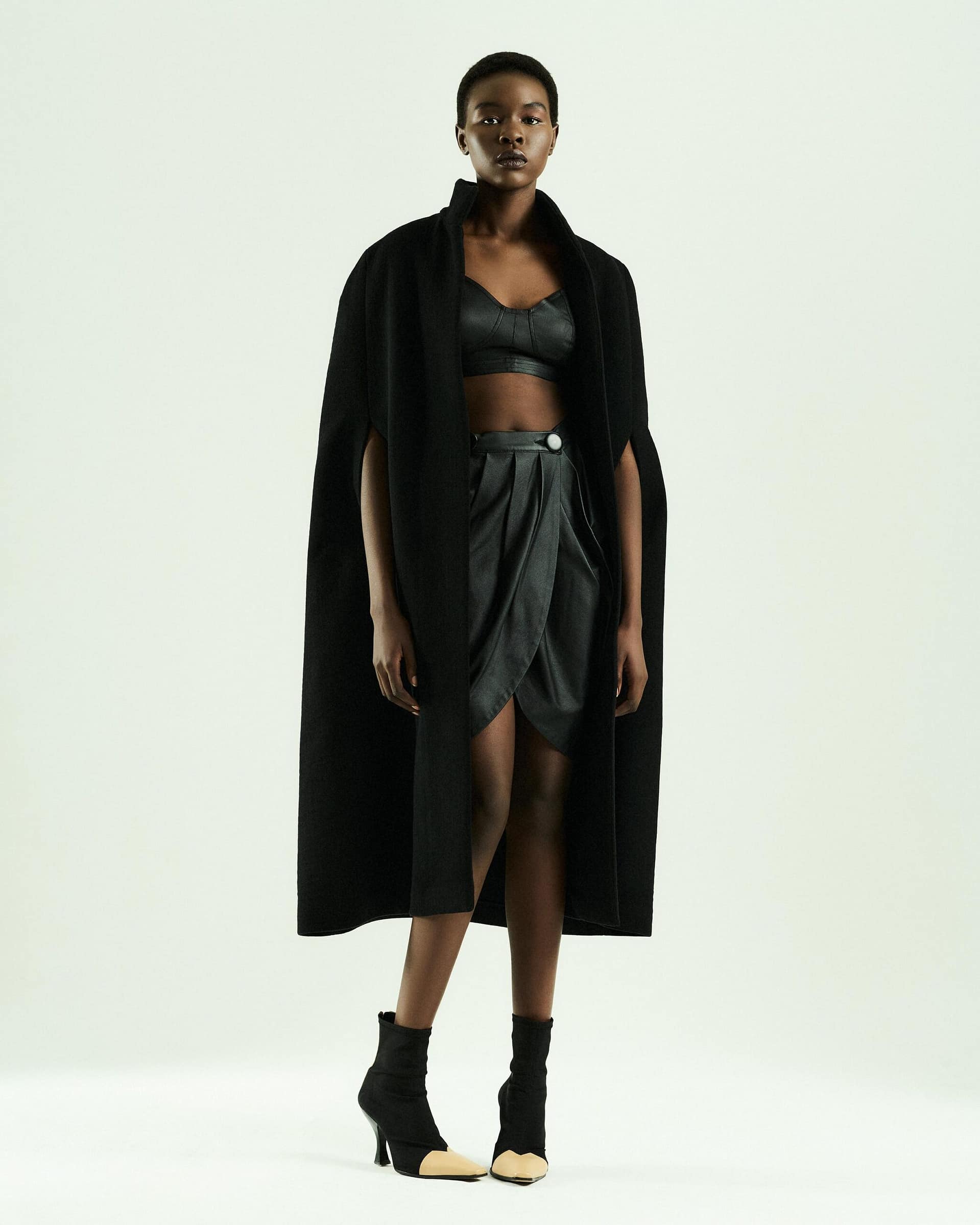 WOOL CAPE JACKET - Monique Singh